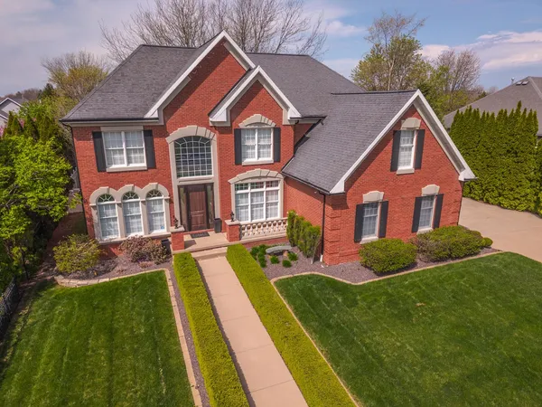 $1,100,000 | 33 Derby Way, Bloomington, IL 61704