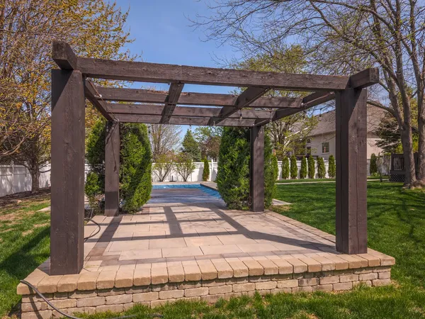 $1,100,000 | 33 Derby Way, Bloomington, IL 61704