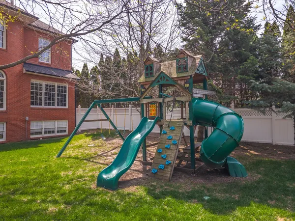 $1,100,000 | 33 Derby Way, Bloomington, IL 61704