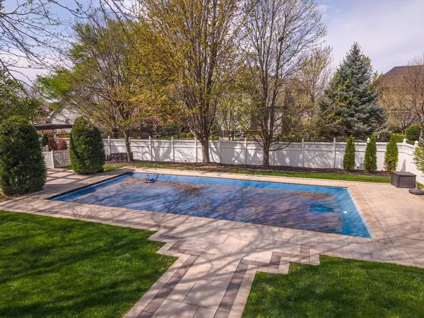 $1,100,000 | 33 Derby Way, Bloomington, IL 61704