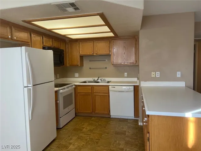 $1,250 | 8410 Eldora Avenue, Unit 2072, Las Vegas, NV 89117