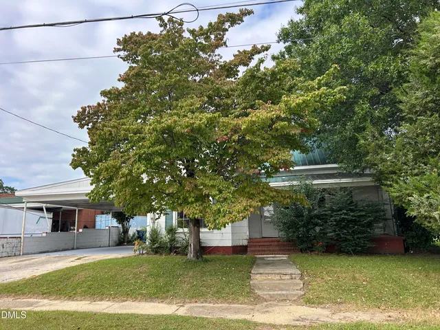 $175,000 | 209 East Harnett Street, Dunn, NC 28334