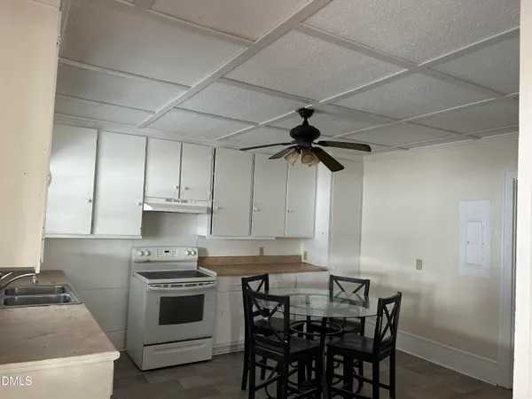 $167,900 | 209 East Harnett Street, Dunn, NC 28334