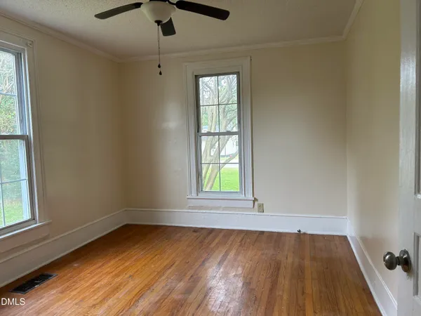 $167,900 | 209 East Harnett Street, Dunn, NC 28334