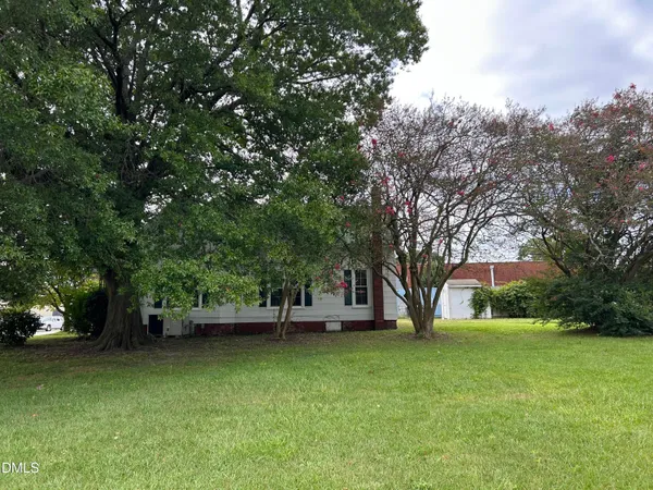 $167,900 | 209 East Harnett Street, Dunn, NC 28334