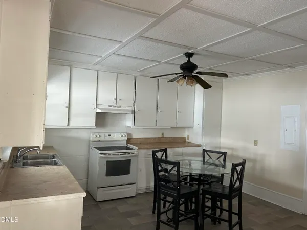 $167,900 | 209 East Harnett Street, Dunn, NC 28334