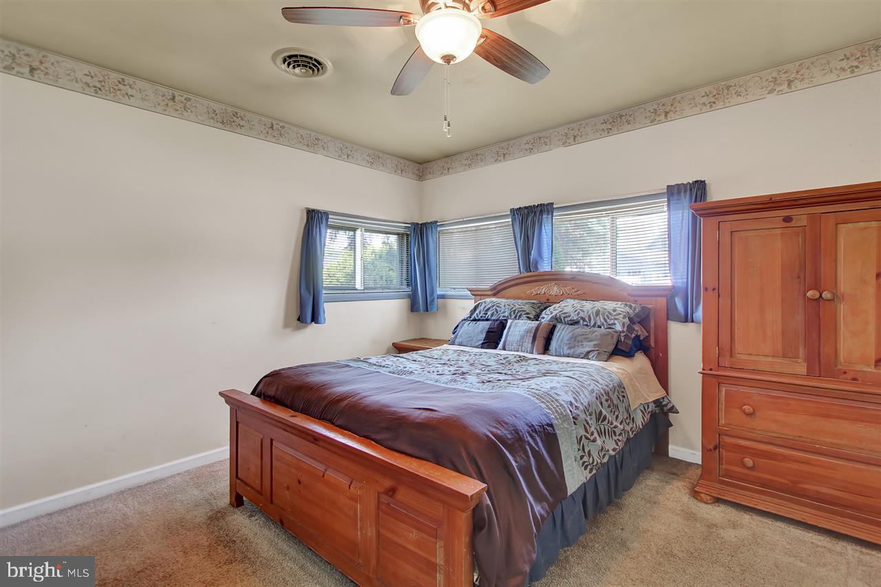 1202 Priority Road York, PA 17404 - Photo 13 of 25