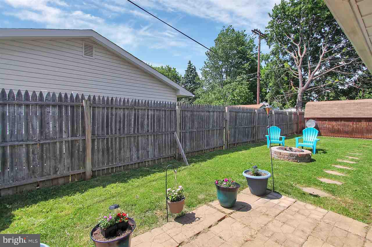 1202 Priority Road York, PA 17404 - Photo 20 of 25