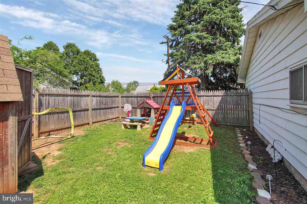 1202 Priority Road York, PA 17404 - Photo 23 of 25