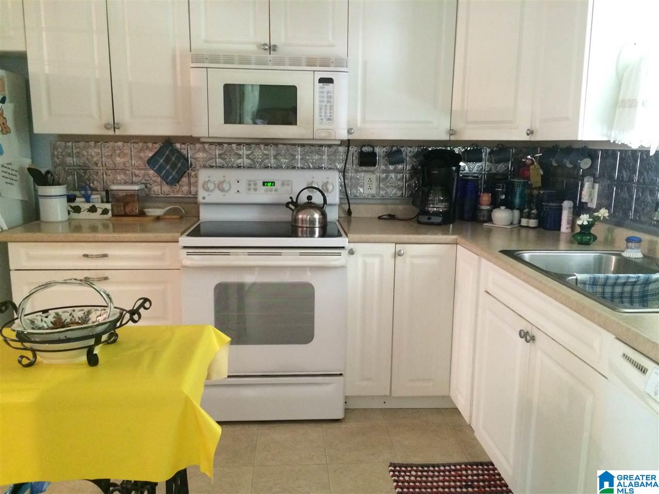 324 Grove Street Springville, AL 35146 - Photo 7 of 18