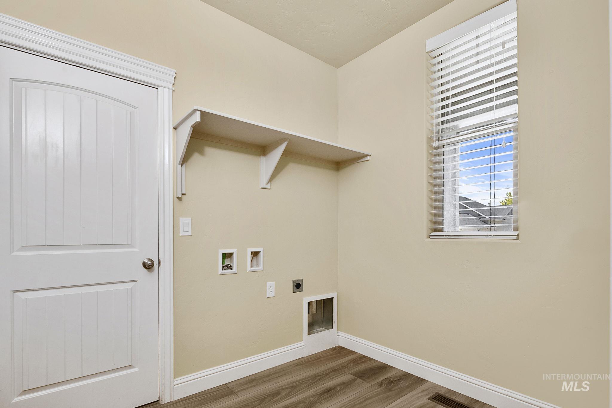 1928 Ridge Way Middleton, ID 83644 - Photo 5 of 33