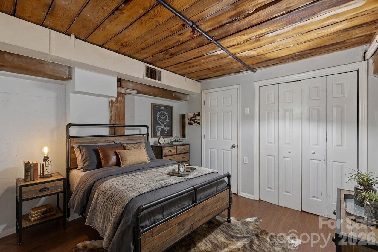 201 South Hoskins Road, Unit 219 Charlotte, NC 28208 - Photo 12 of 26