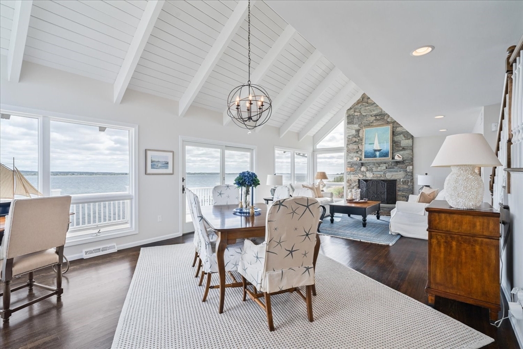 90 Macomber Lane Portsmouth, RI 02871 - Photo 12 of 35