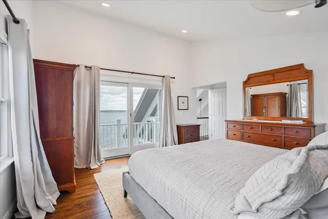 $5,000 | 90 Macomber Lane, Portsmouth, RI 02871