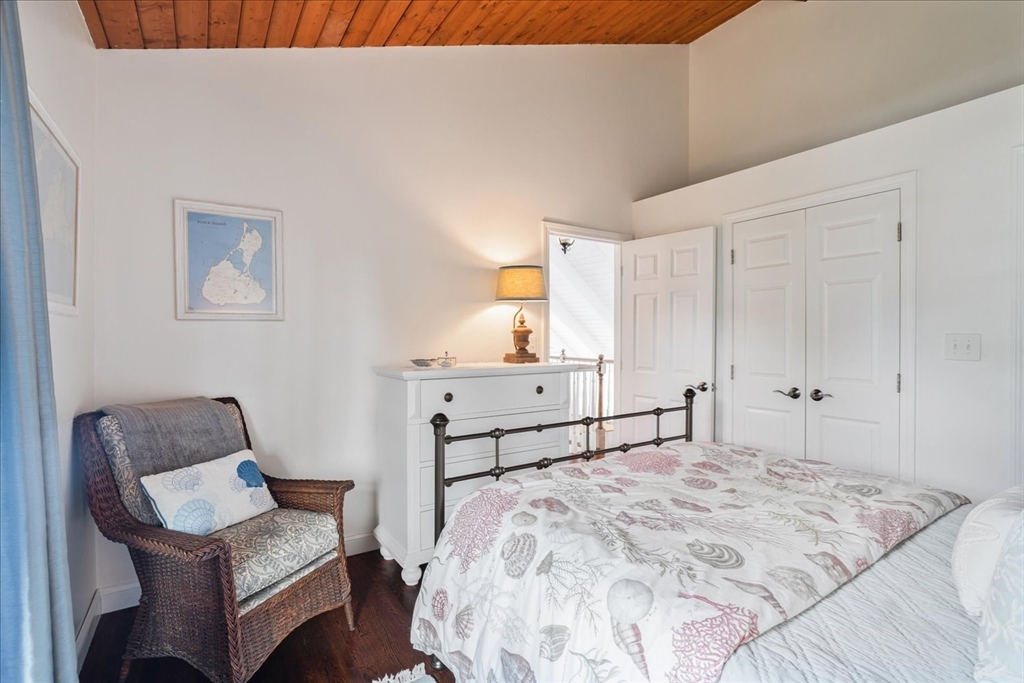 90 Macomber Lane Portsmouth, RI 02871 - Photo 23 of 35