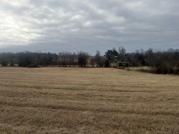 $49,900 | 23 Clay County Highway, Moss, TN 38575