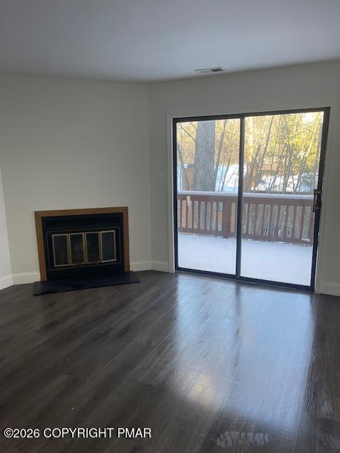 337 Crewe Court Bushkill, PA 18324 - Photo 6 of 24 new living rm