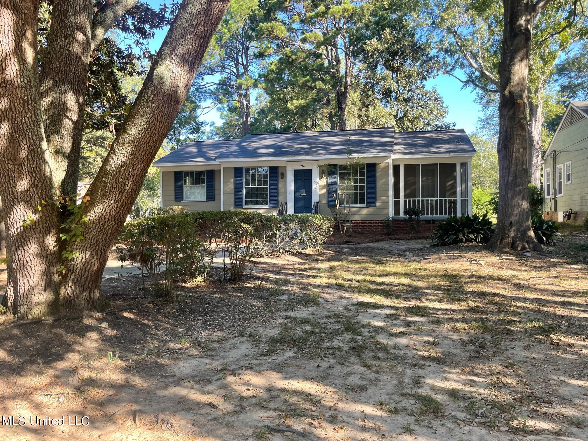 724 Meadowbrook Road Jackson, MS 39206 - Photo 2 of 23 IMG_0350