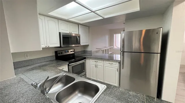 $1,825 | 892 Sunridge Drive, Unit 892, Sarasota, FL 34234