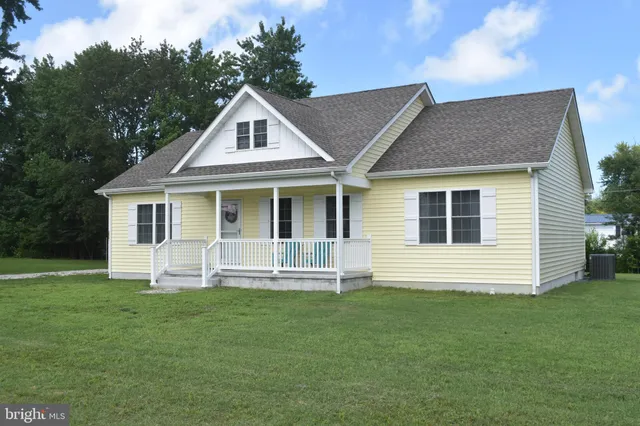 $460,000 | 36707 Baltimore Avenue, Ocean View, DE 19970