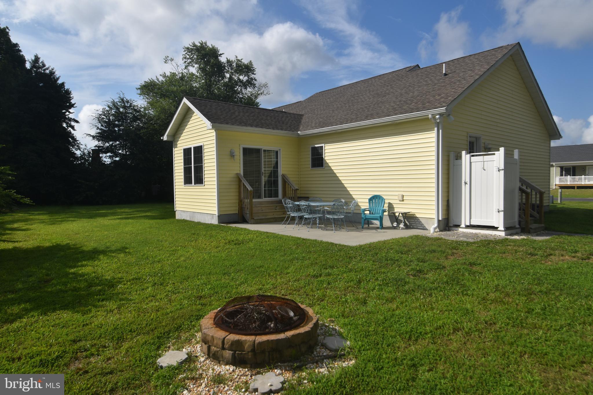36707 Baltimore Avenue Ocean View, DE 19970 - Photo 5 of 24