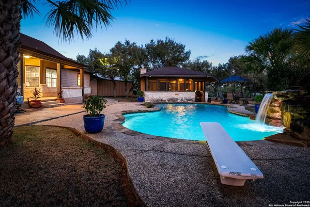 a view of a kitchen with furniture and a kitchen