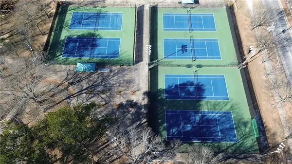 a picture of city view