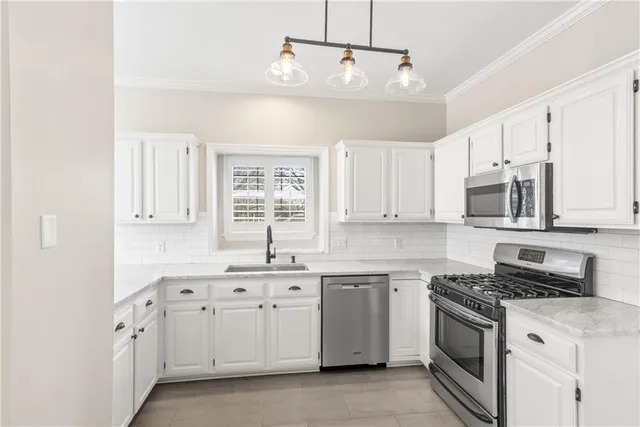 $4,000 | 12080 Greenmont Walk, Alpharetta, GA 30009