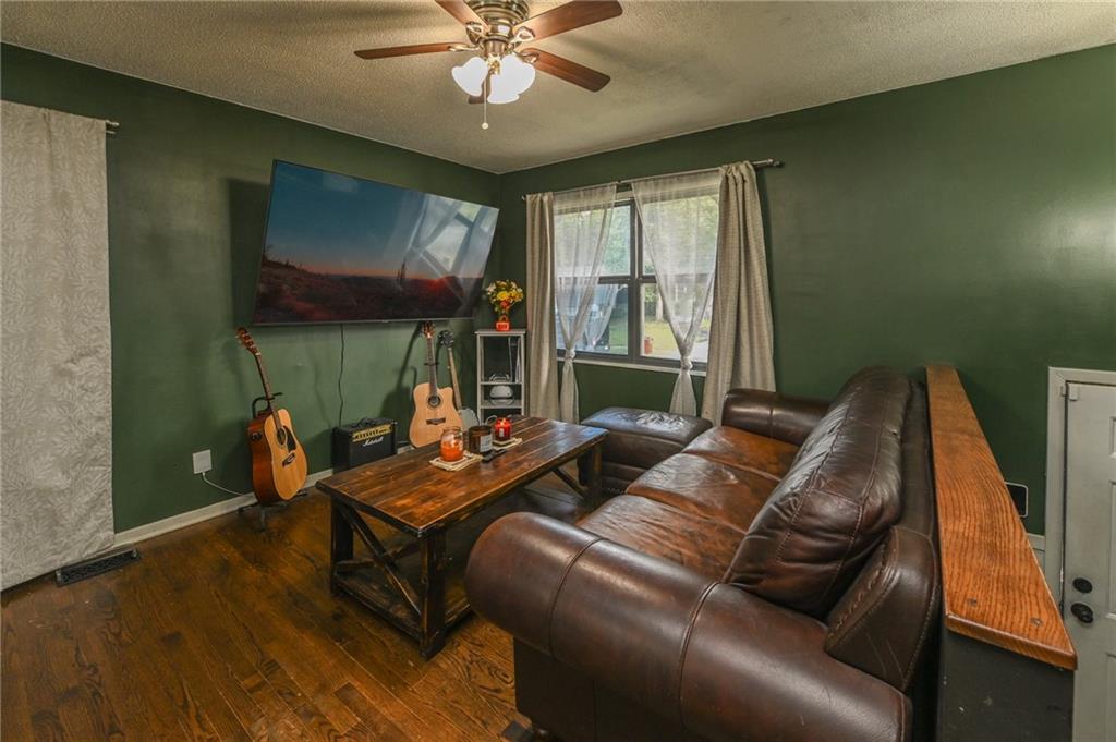 18108 Shoshone Drive Independence, MO 64058 - Photo 5 of 25