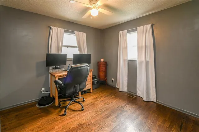 $214,000 | 18108 Shoshone Drive, Independence, MO 64058