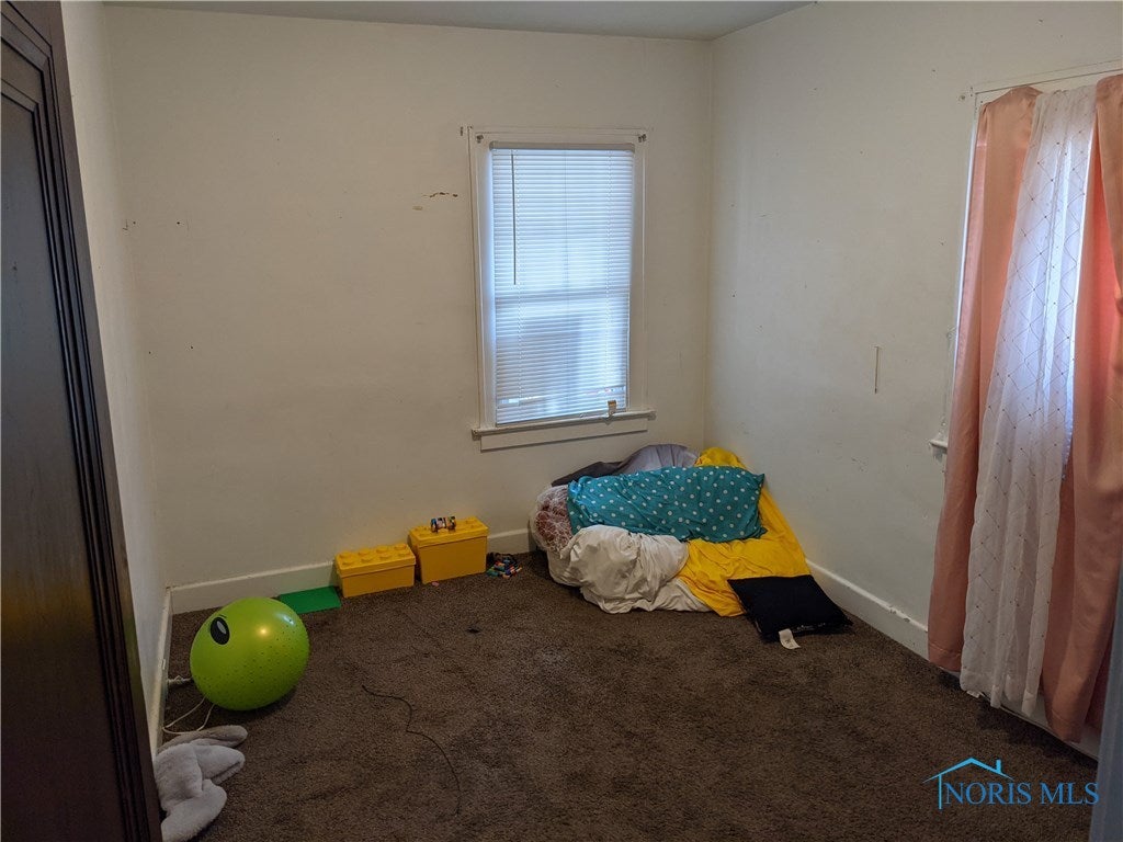 1918 Fairfax Road Toledo, OH 43613 - Photo 11 of 19 Gallery Image 11