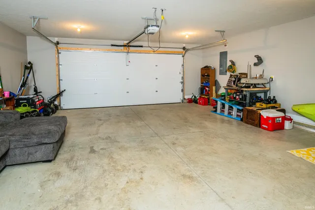 $385,000 | 1062 East Ruby Creek Drive, Bloomington, IN 47404