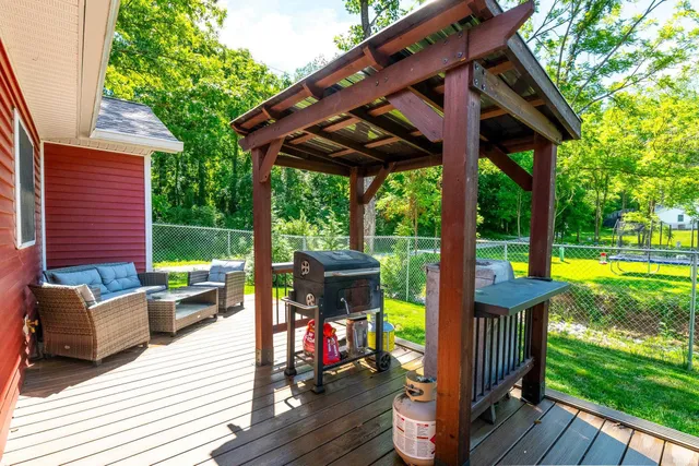 $385,000 | 1062 East Ruby Creek Drive, Bloomington, IN 47404