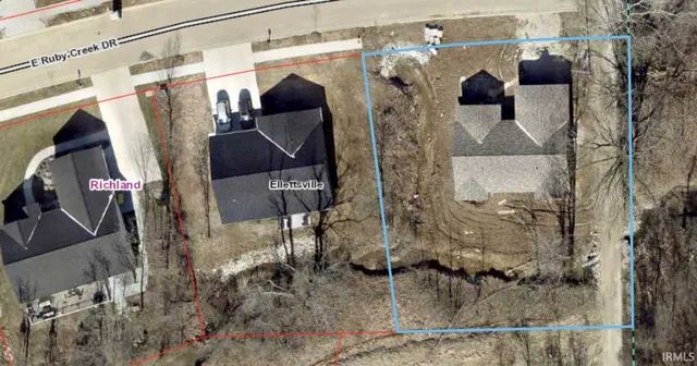 $385,000 | 1062 East Ruby Creek Drive, Bloomington, IN 47404