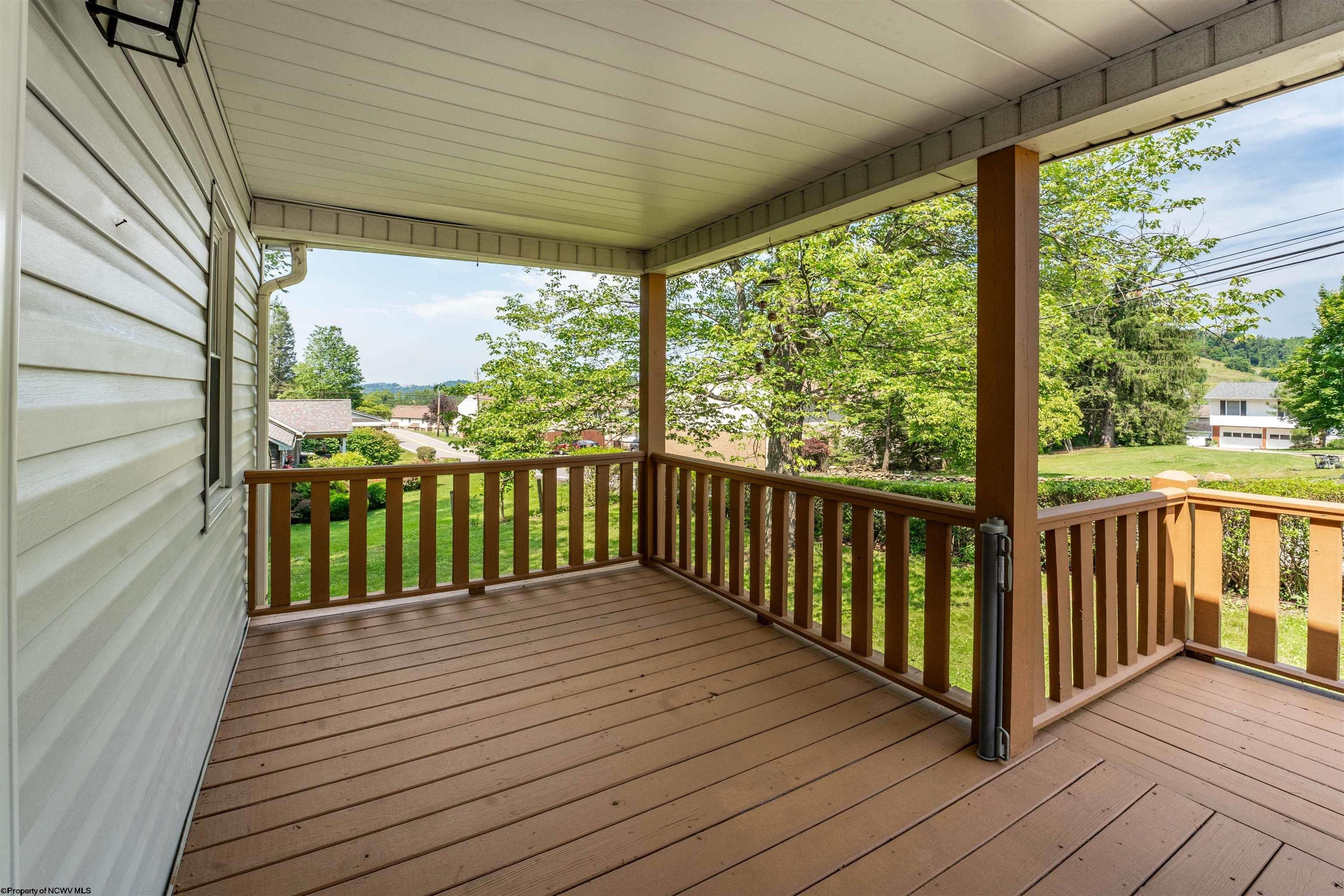 562 Fairchance Road Morgantown, WV 26508 - Photo 4 of 34 Gallery Image 4