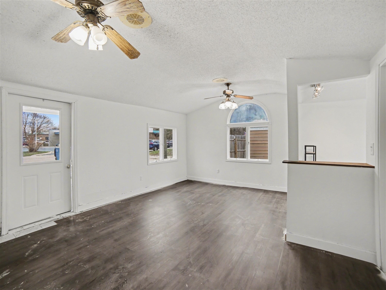 523 East Main Street Hart, MI 49420 - Photo 9 of 27