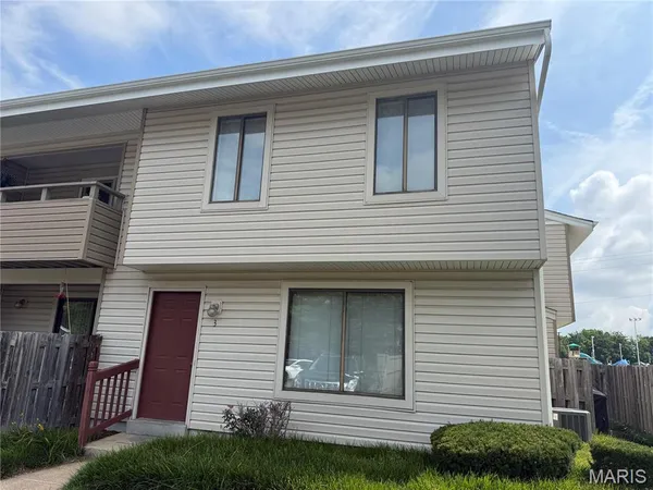 $170,000 | 3 Dixons Court, Unit G, O'Fallon, MO 63366