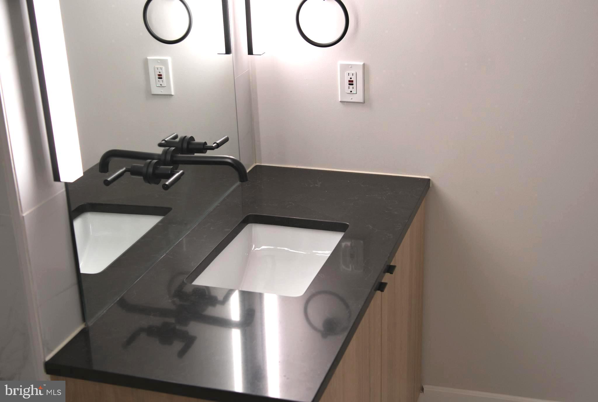 1208 M Street Northwest, Unit 2 Washington, DC 20005 - Photo 12 of 25