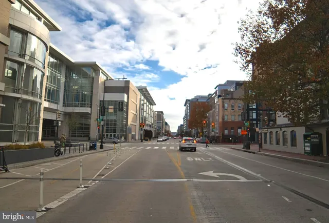 $2,195 | 1208 M Street Northwest, Unit 2, Washington, DC 20005