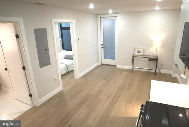 $2,195 | 1208 M Street Northwest, Unit 2, Washington, DC 20005