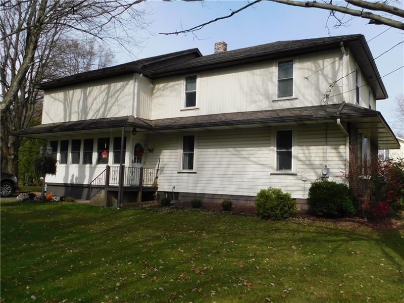 3011 Mercer Road New Castle, PA 16105 - Photo 2 of 24 Side of home