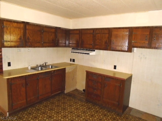 44405 Albrecht Road Elyria, OH 44035 - Photo 4 of 11 Gallery Image 4