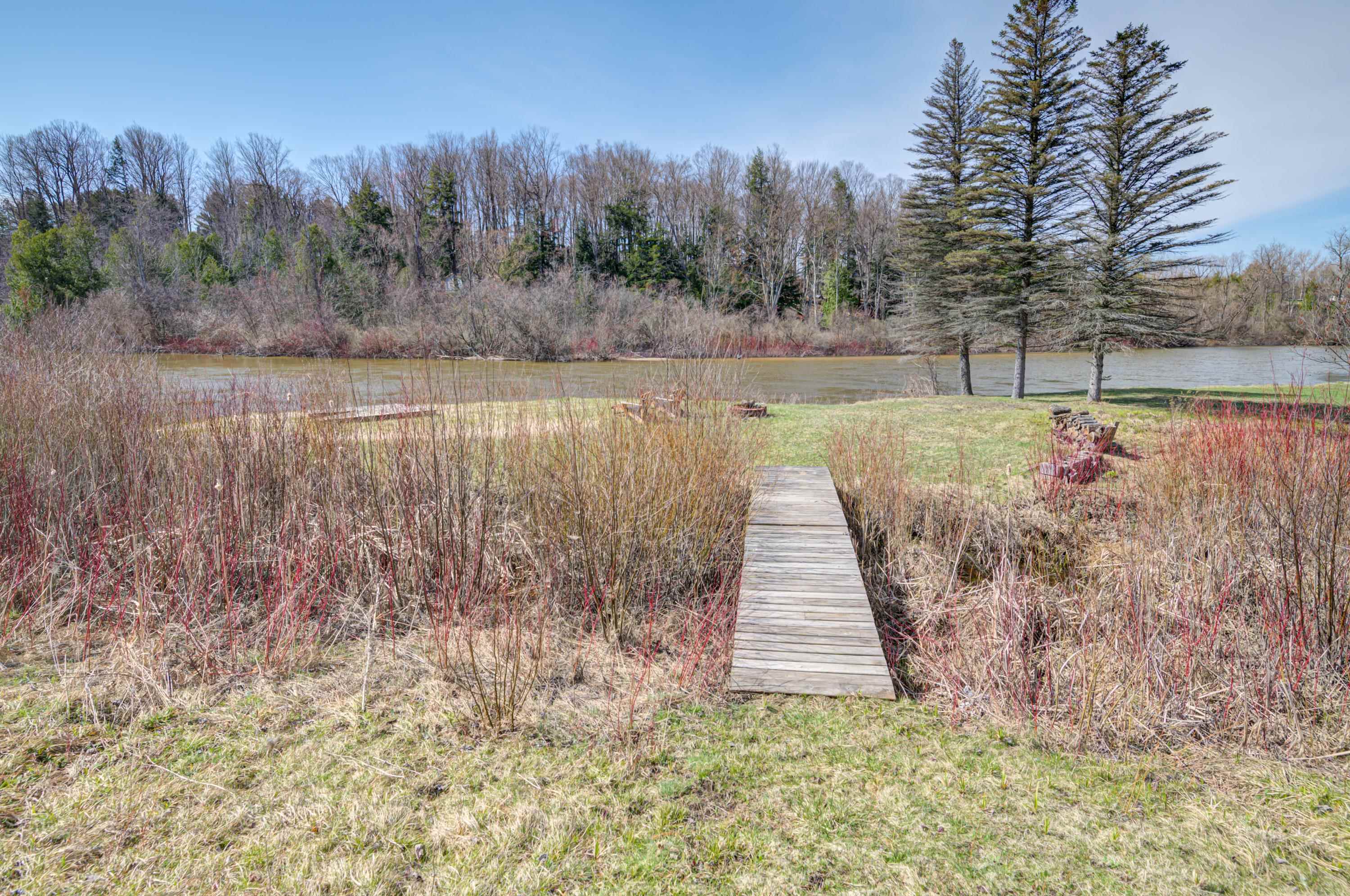 5871 West 12 Road Mesick, MI 49668 - Photo 31 of 40 1932754-edde273b-5989-473b-9564-c7ec7deb7a90.JPG