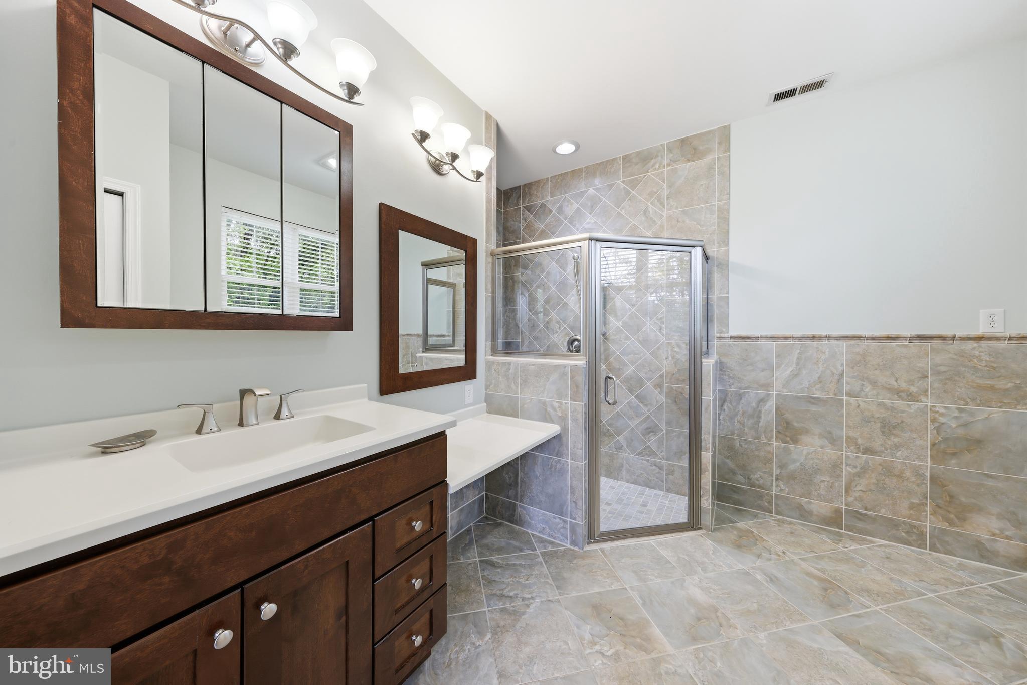 5 Hibiscus Drive Marlton, NJ 08053 - Photo 24 of 32 Primary Bathroom