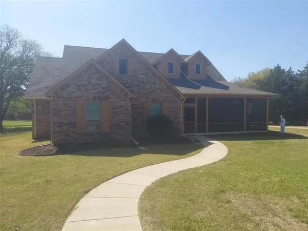 $1,500,000 | 224 County Road 290, Collinsville, TX 76233