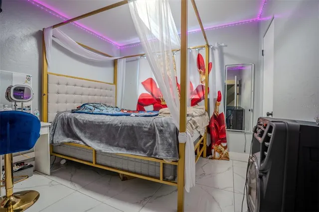 $2,500 | 6480 34th Terrace North, St. Petersburg, FL 33710