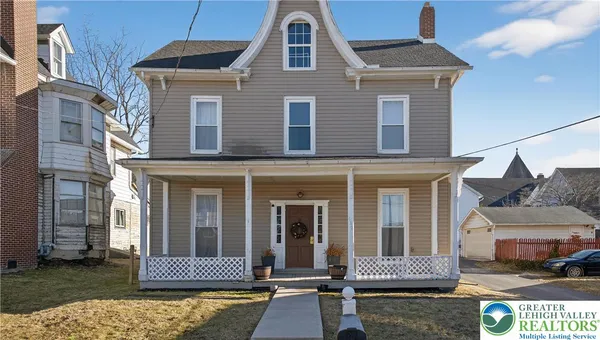 $319,900 | 117 East Church Street, Slatington, PA 18080