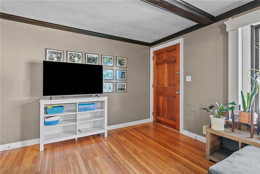 73 Macarthur Road Woonsocket, RI 02895 - Photo 12 of 32