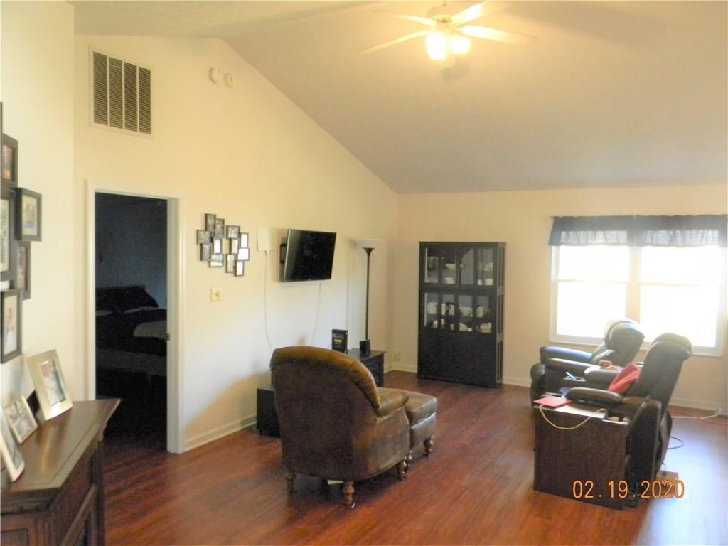 717 Westover Road Avon, IN 46123 - Photo 4 of 23 Gallery Image 4