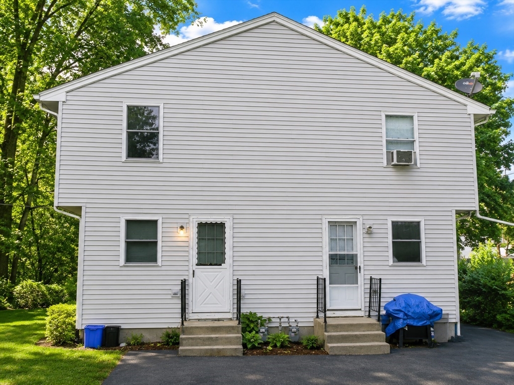 81-83 Blanding Street Springfield, MA 01151 - Photo 9 of 10